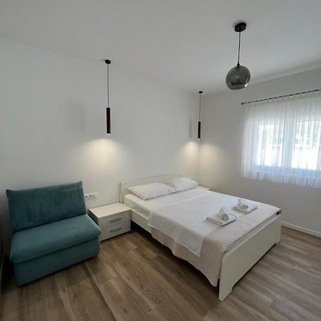 Apartments Mamma Mia Оребич Экстерьер фото